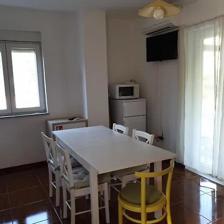 Arancia Villa Peruški